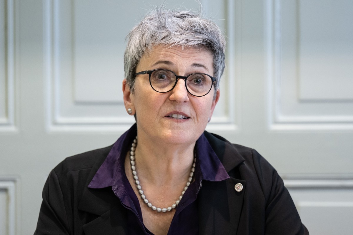 Nicoletta della Valle, Direktorin Fedpol, aeussert sich an einer Medienkonferenz zum Bundesgesetz ueber die polizeilichen Massnahmen zur Bekaempfung von Terrorismus, am Montag, 13. Juni 2022, in Bern. ...