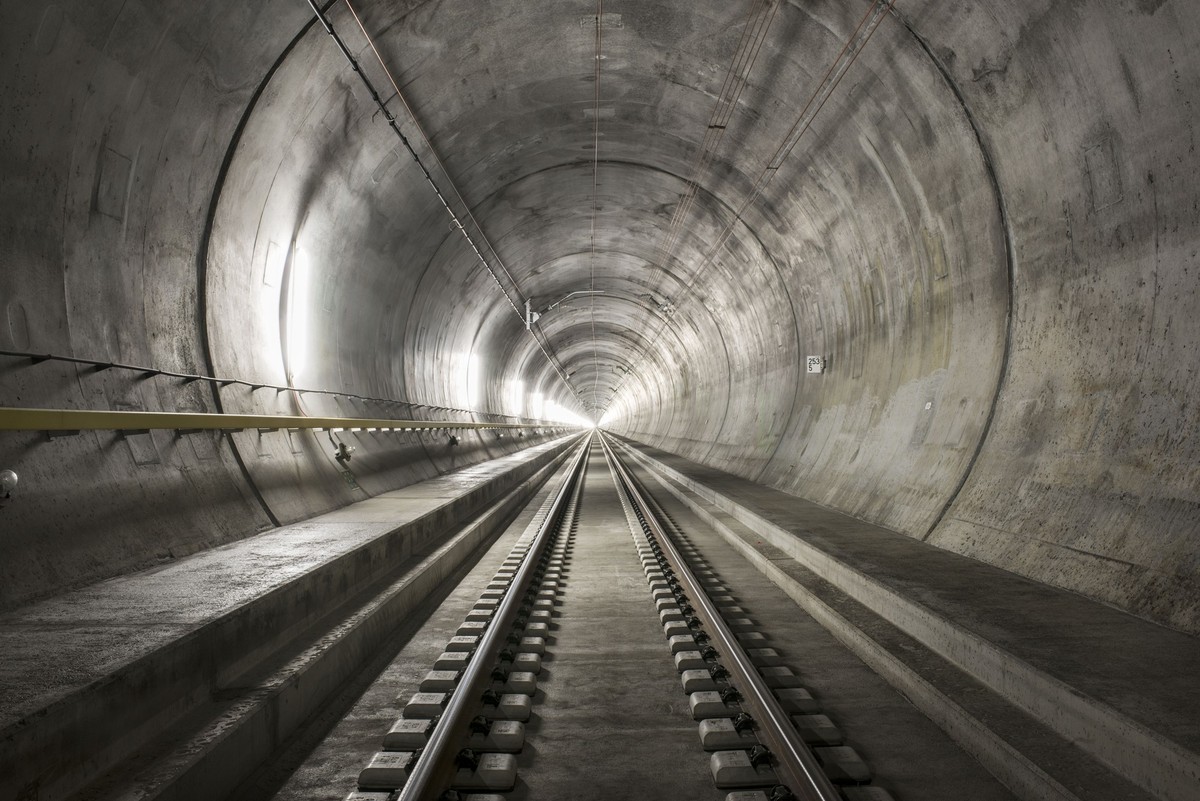 The east tunnel of the Gotthard Base Tunnel, pictured in Erstfeld in the Canton of Uri, Switzerland, on September 30, 2014. (KEYSTONE/Christian Beutler)