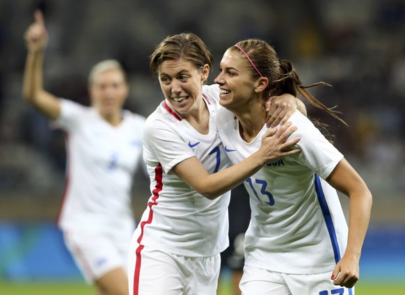 2016 Rio Olympics - Soccer - Preliminary - Women&#039;s First Round - Group G USA v New Zealand - Mineirao - Belo Horizonte, Brazil - 03/08/2016. Meghan Klingenberg (USA) of United States of America a ...