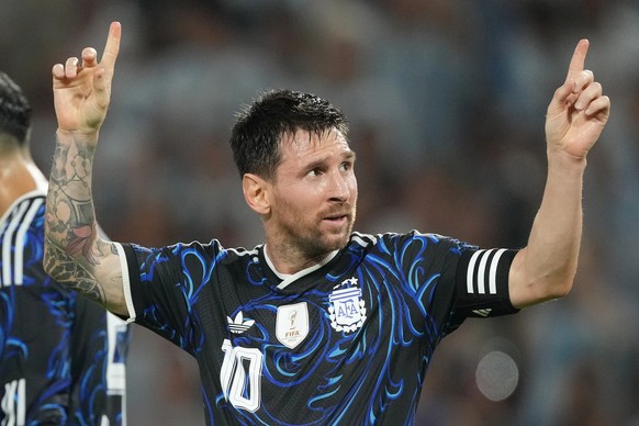 Argentina's Lionel Messi celebrates scoring his side's second goal against Zambia during a friendly soccer match in Buenos AIres, Argentina, Tuesday, March 31, 2026. (AP Photo/Gustavo Garell ...