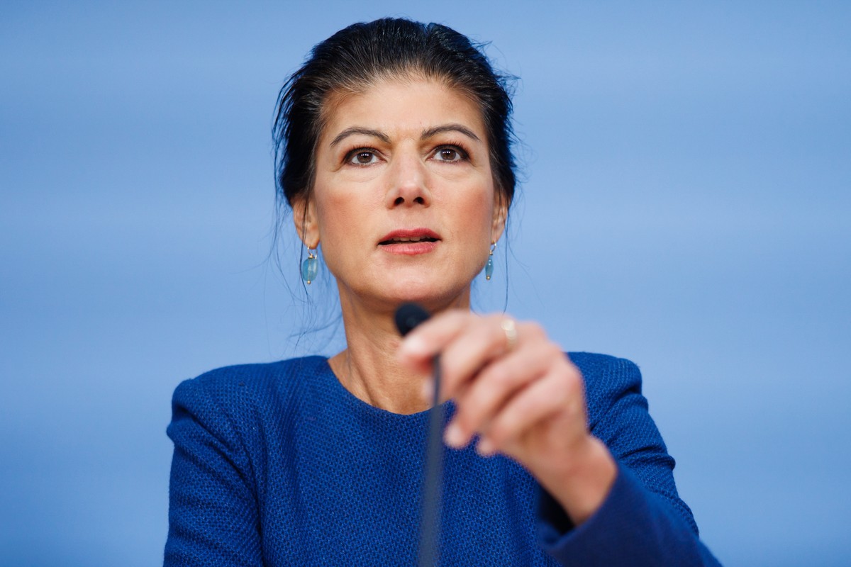 epa12516470 Sahra Wagenknecht Alliance (BSW) co-chairwoman Sahra Wagenknecht speaks during a press conference on the formation of the partys executive committee in Berlin, Germany, 10 November 2025.  ...