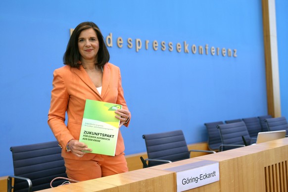 epa08446720 Faction co-leader of Buendnis 90/The Greens in the Bundestag, Katrin Goering-Eckardt presents the cornerstones of a Green economic and investment program for a breakout from the crisis at  ...