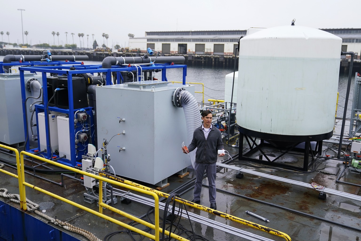 Dante Simonetti, associate professor and vice chair for undergraduate education at the UCLA Samueli Chemical and Biomolecular Engineering Department, explains a technology dubbed SeaChange during a ne ...