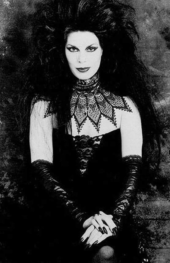 Patricia Morrison Bassist Bass Sisters of Mercy Gun Club Damned Goth Gothic New Wave https://www.pinterest.com/siriusmoonlight/gothy-stuff/