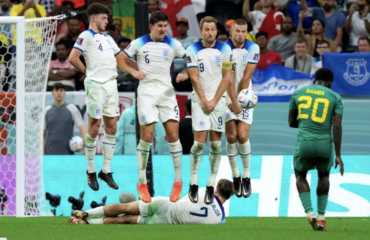 Le Qatar accusé de peindre ses pelouses pour la Coupe du monde.