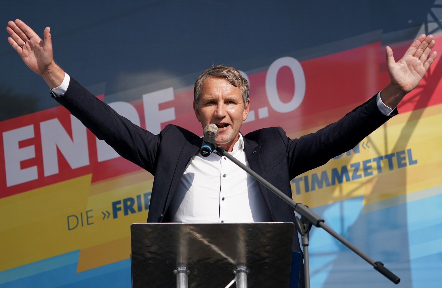 epa07756517 AfD Thuringia leader Bjoern Hoecke speaks during a campaigning event of the youth organisation of the populist right-wing party Alternative for Germany (AfD), Junge Alternative (JA), in Co ...