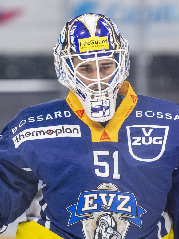 Torhueter Luca Hollenstein von Zug beim Eishockey Meisterschaftsspiel in der Qualifikation der National League zwischen dem EV Zug und dem HC Davos vom Dienstag, 5. Januar 2021 in Zug. (KEYSTONE/Urs F ...