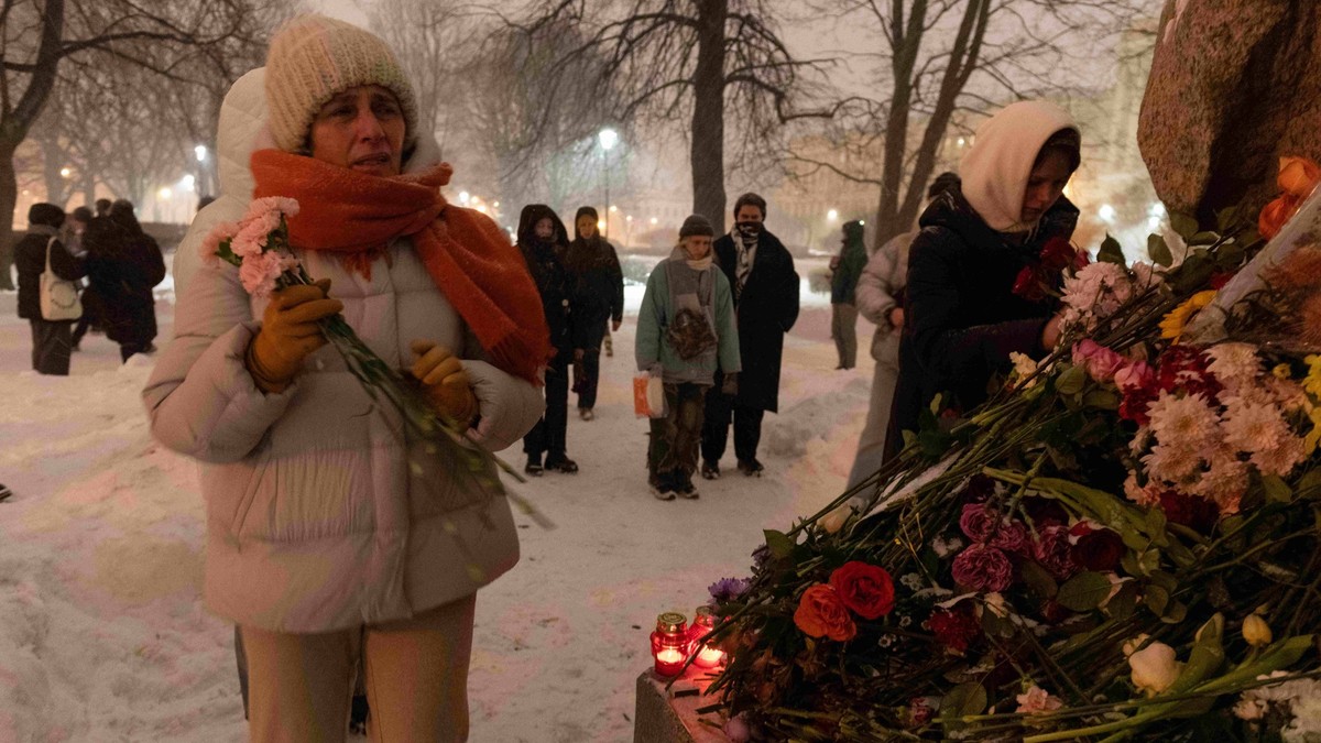 Your sadness is resistance: how people in Russia commemorate Alexei Navalny Mai Thi Nguyen-Kim: Journalist annoyed by announcement – now she clarifies