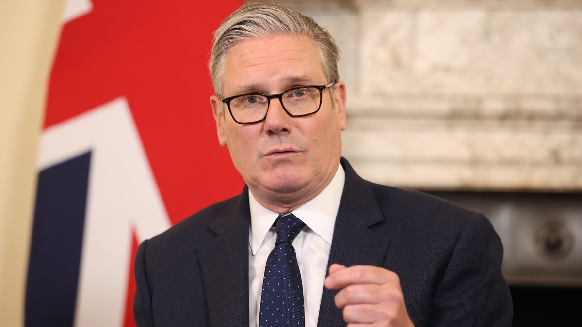 Nach Wahldebakel: Starmer holt Ex-Premier Brown in Regierung