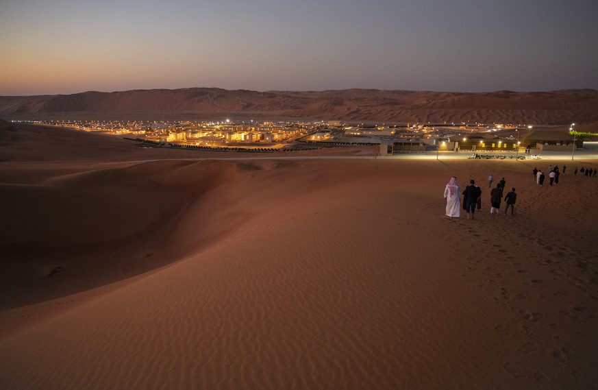 epa07968925 (FILE) - A view of Shaybah oilfield in Rub Al-Khali, Saudi Arabia, 17 December 2018 (reissued 03 November 2019). Shaybah oilfield started production in 1998 and began operations by Saudi A ...