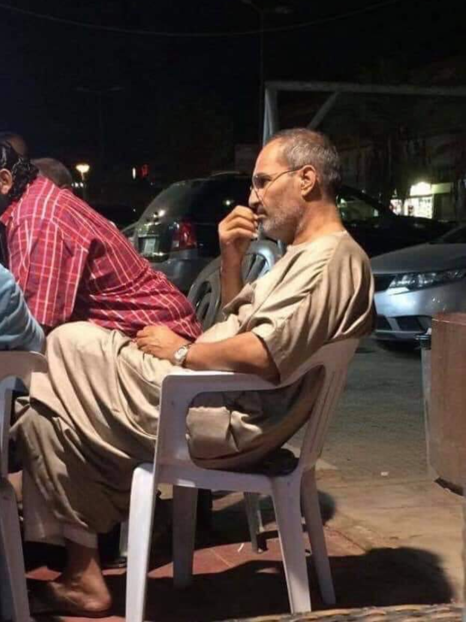 Steve Jobs Lebt Heimlich In Agypten Doppelganger Foto Sorgt Fur Furore