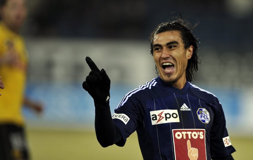 Doppeltorschuetze Dario Lezcano vom FC Luzern, beim Super League Fussballspiel der Saison 2011/12 zwischen dem FC Luzern und den BSC Young Boys Bern, am Samstag, 24. Februar 2012, in der Swissporarena ...