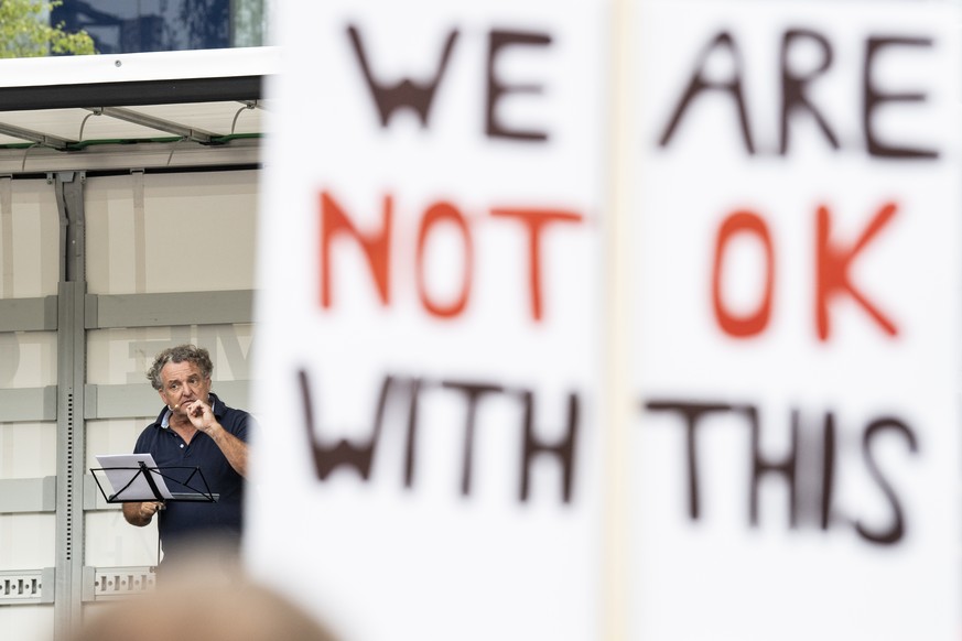 Swiss Actor Marco Rima attends a protest against the Swiss government&#039;s measures to slow down the spread of the coronavirus disease (COVID-19), at the Turbinenplatz in Zurich, Switzerland, Saturd ...