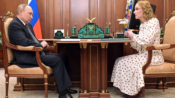 Marija Lwowa-Biełowa bei Kremlchef Putin: Dieser ernannte sie im Oktober 2022 zur Kommissarin für die Rechte von Kindern.