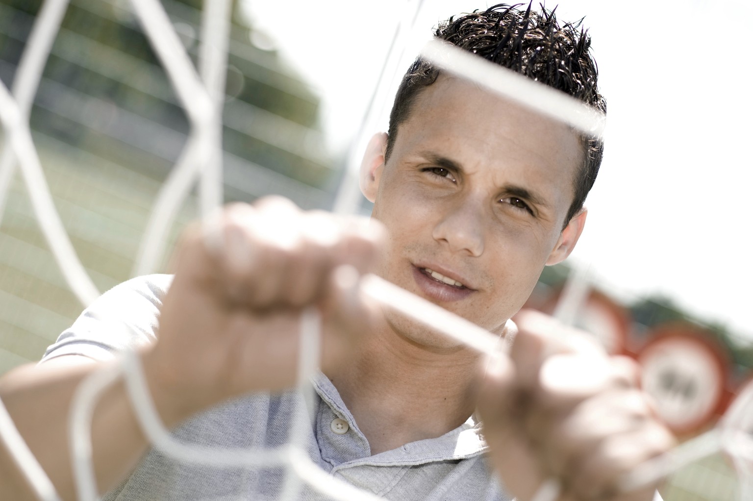 ARCHIVBILD ZUM KARRIEREENDE VON DAVID DEGEN --- Der Fussballspieler David Degen, aufgenommen in Basel am 30. Mai 2009. David Degen spielt beim BSC Young Boys Bern. (KEYSTONE/Photopress/Georgios Kefala ...