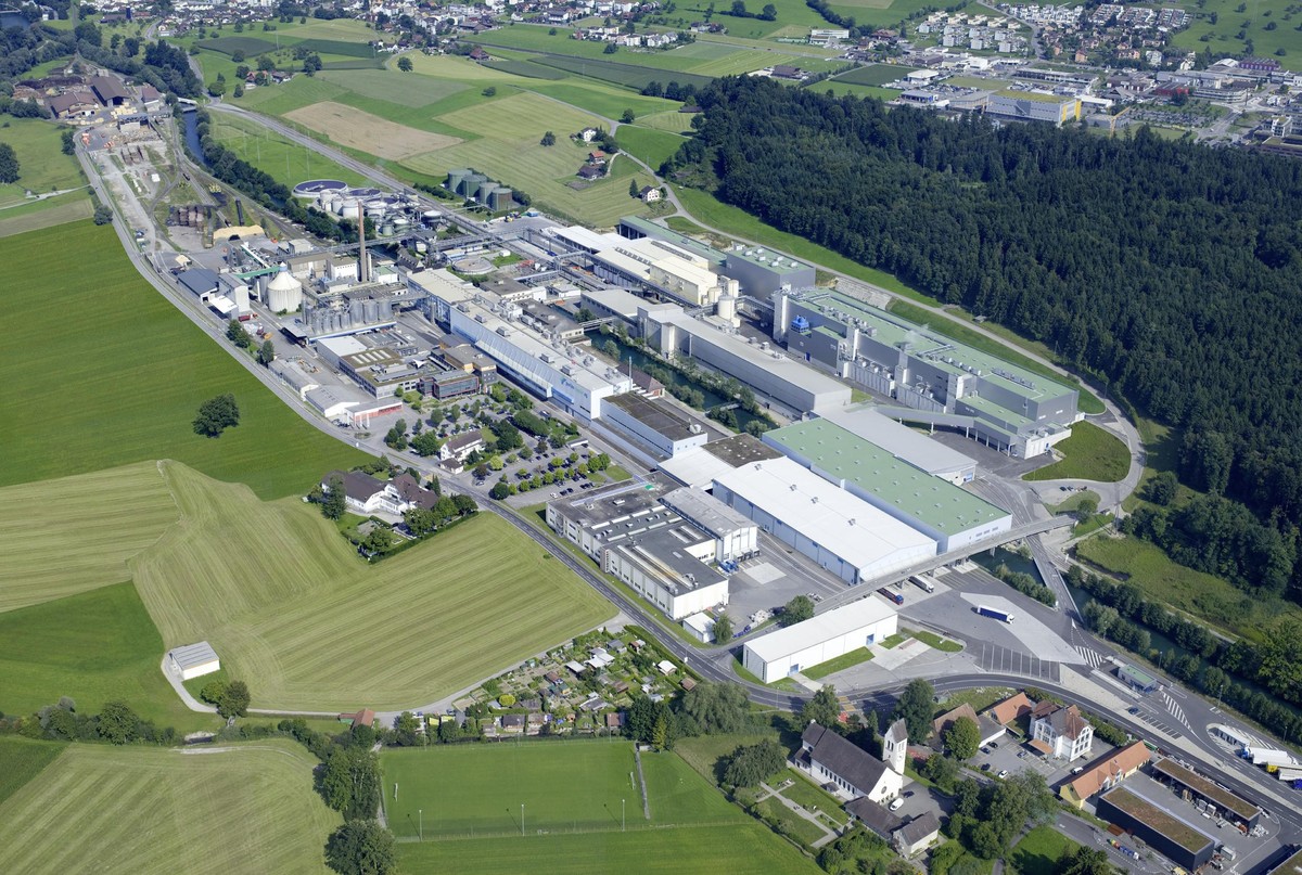 Standort Perlen, Schweiz: CPH Chemie + Papier Holding AG, Perlen Papier AG, Perlen Packaging AG.