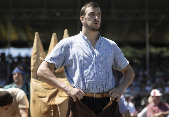 Der St. Galler Damian Ott,im vierten Gang, am Nordostschweizer Schwingfest, am Sonntag, 26. Juni 2022, in Balterswil. (KEYSTONE/Gian Ehrenzeller)