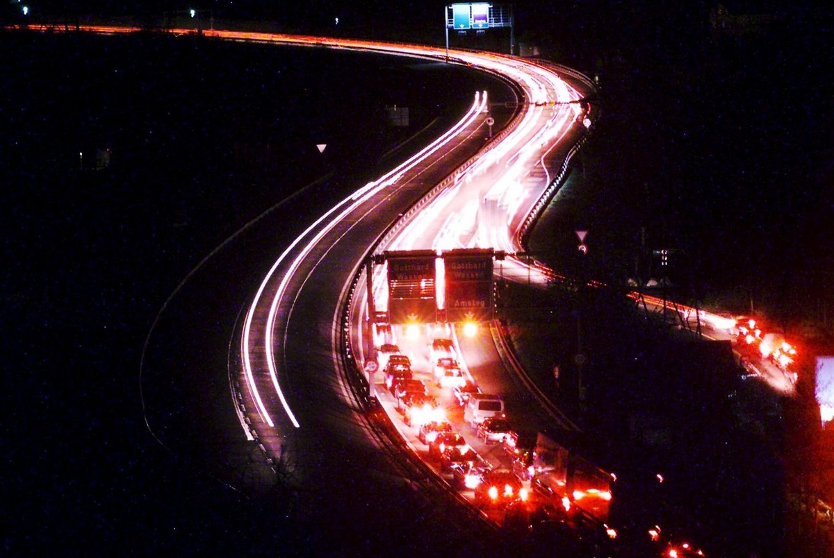 Due to heavy Easter traffic there was only stop an go for some kilometers for the many travellers on the northern side of the Gotthard highway A2 near Amsteg, Switzerland, Thursday night, April 12, 20 ...