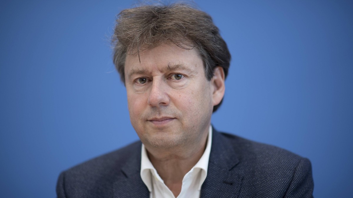 Prof. Reiner Eichenberger DEU, Deutschland, Germany, Berlin, 16.10.2017 Prof. Dr. Reiner Eichenberger, Professor fuer Theorie der Finanz- und Wirtschaftspolitik an der Universit