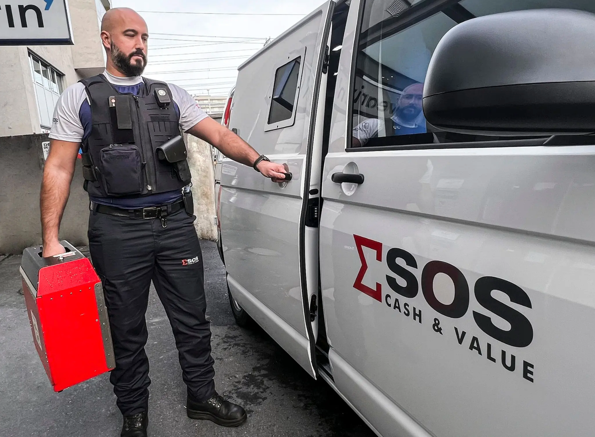 L'entreprise valaisanne SOS Cash &amp; Value utilise depuis peu des gilets Wearin'.