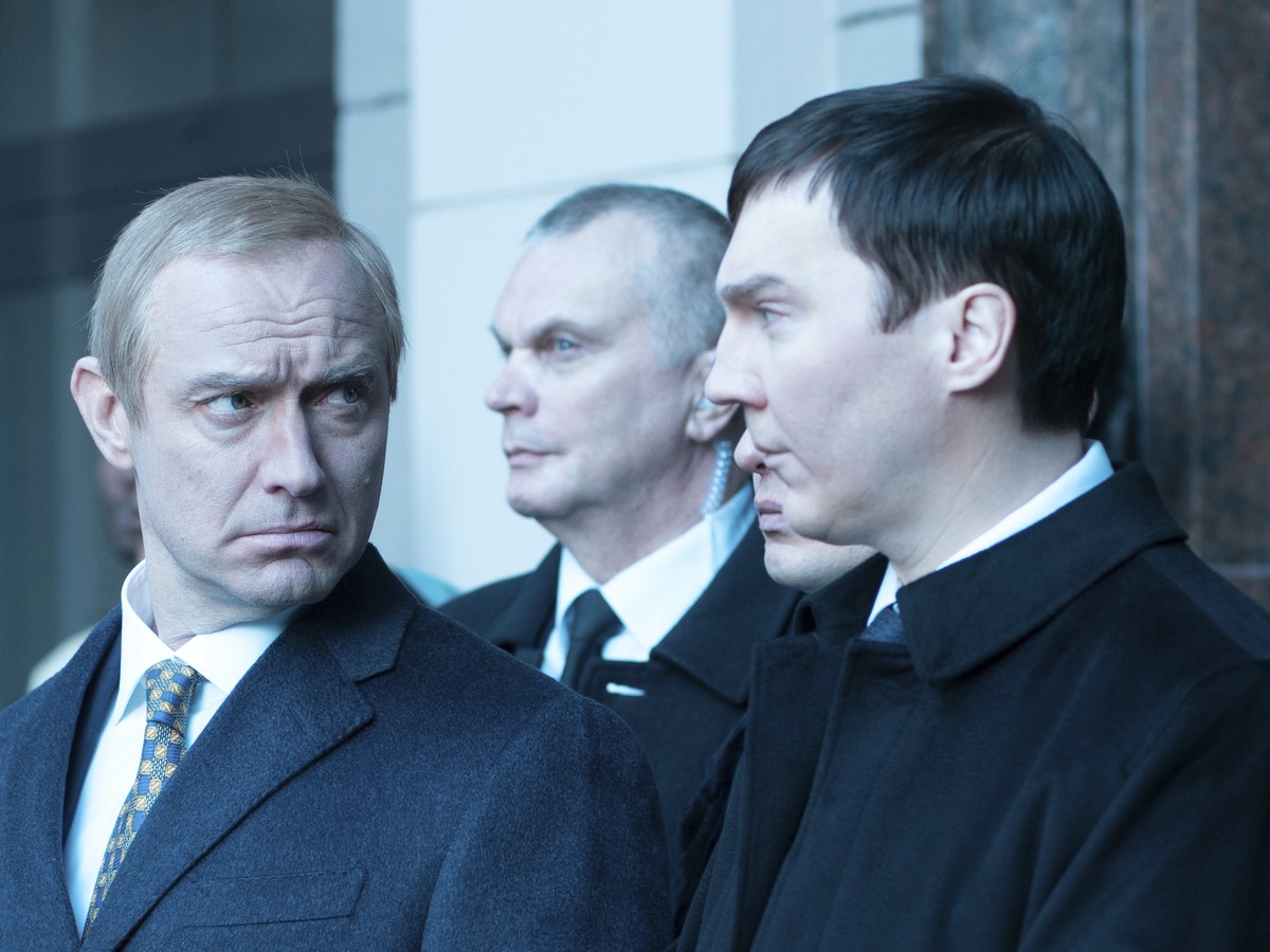 This image shows Jude Law, as Vladimir Putin, left, and Paul Dano, as Vadim Baranov, in a scene from "The Wizard of the Kremlin." (Carole Bethel/Cinetic Media via AP)
Venice Film Festival-Ju ...