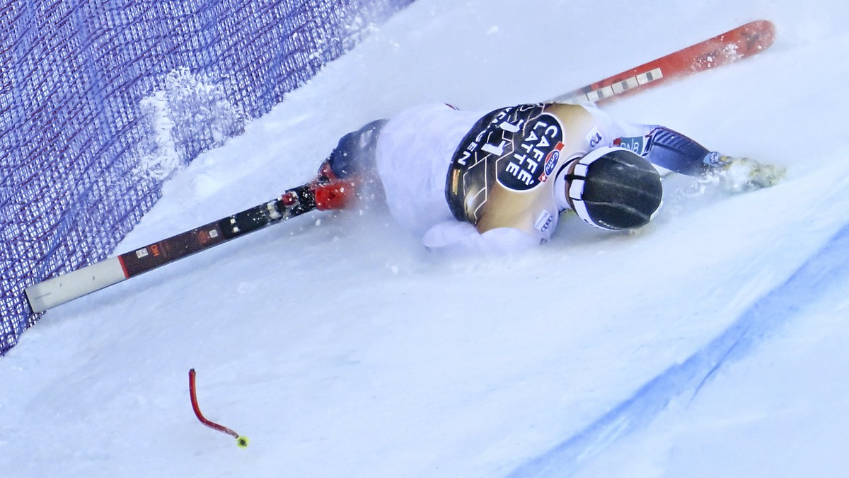 Norway's Aleksander Aamodt Kilde falls during an alpine ski, men's World Cup downhill race, in Wengen, Switzerland, Saturday, Jan. 13, 2024. (Peter Schneider/Keystone via AP)