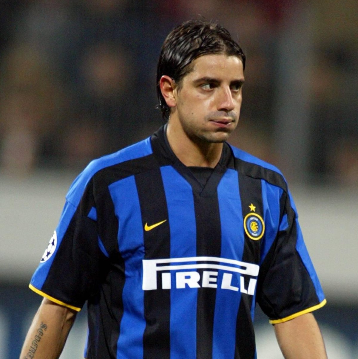 Bildnummer: 00772367 Datum: 19.03.2003 Copyright: imago/Chai v.d. Laage
Francesco Coco (Inter); Vdig, hoch, close Champions League 2002/2003, Leverkusen - Internazionale Mailand 0:2 Leverkusen Fu
