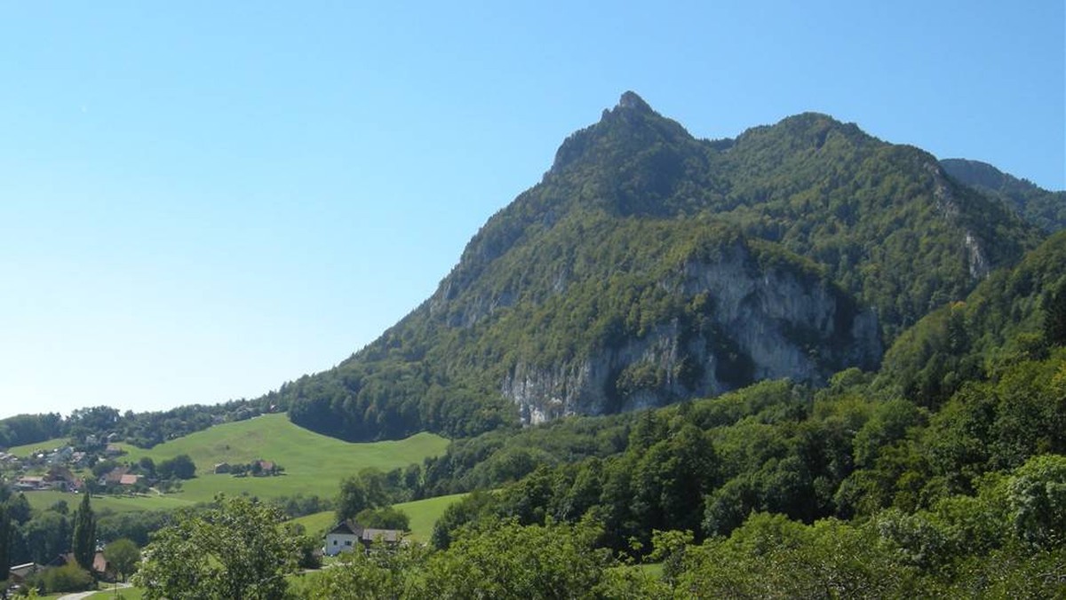Das Balmfluehchöpfli beim Balm/Günsberg.