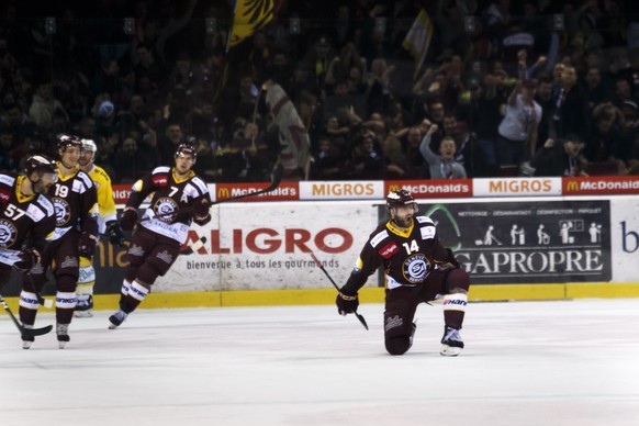 Geneve-Servette&#039;s forward Juraj Simek #14 celebrates his goal past his teammates, after scoring the 2:2, during the second leg of the playoffs quarterfinals game of National League Swiss Champion ...