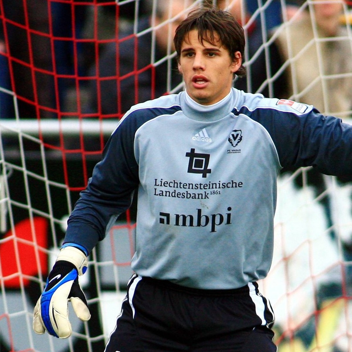 Bildnummer: 03618712 Datum: 12.04.2008 Copyright: imago/Geisser
Torwart Yann Sommer (Vaduz) gibt Anweisungen; Jan, Yan, Vdig, quer, Gestik Challenge League 2007/2008, 2. Schweizer Liga, Liechtenstein ...