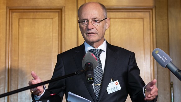 Stefan Blaettler, neu gewaehlter Bundesanwalt, spricht nach Bekanntgabe seiner Wahl waehrend einer Medienkonferenz, waehrend der Herbstsession der Eidgenoessischen Raete, am Mittwoch, 29. September 20 ...