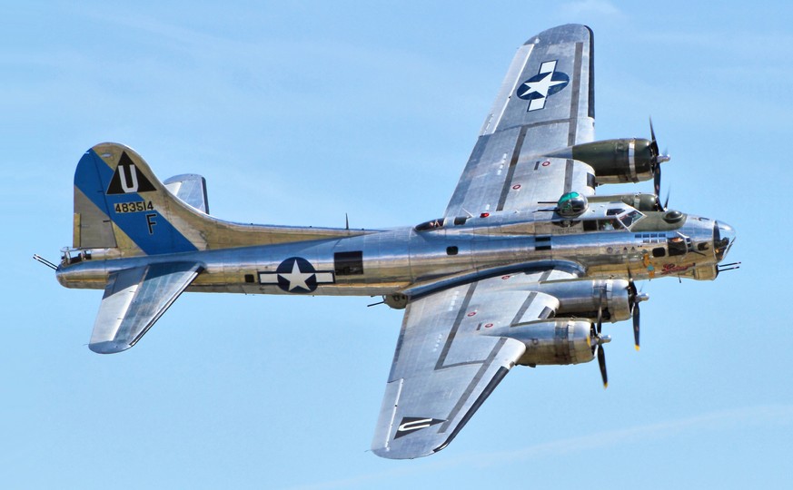 B-17, Fliegende Festung, Boeing