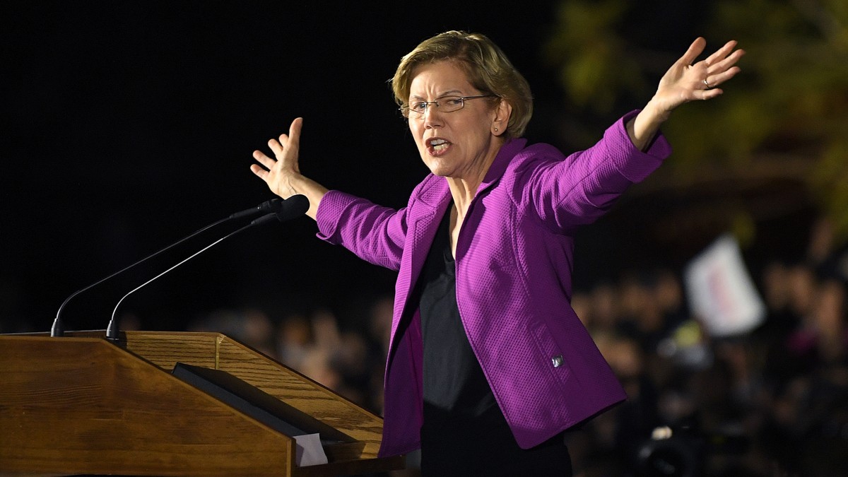 Democratic presidential candidate Sen. Elizabeth Warren, D-Mass., speaks to supporters, Monday, March 2, 2020, in the Monterey Park section of Los Angeles. (AP Photo/Mark J. Terrill)
Elizabeth Warren