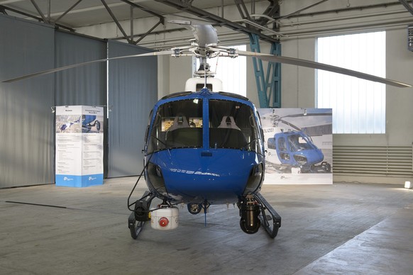Der neue Airbus Helikopter H125 "Ecureuil", fotografiert waehrend der Praesentation des neuen Helikopters der Kantonspolizei Zuerich in Duebendorf, am Dienstag, 6. Oktober 2015. Die Kantonsp ...