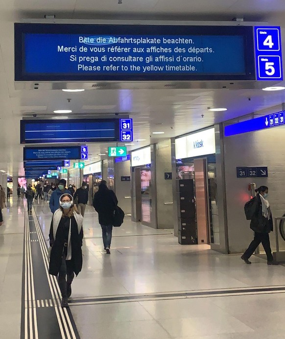 Am Bahnhof Zürich sind dutzende Monitore betroffen.