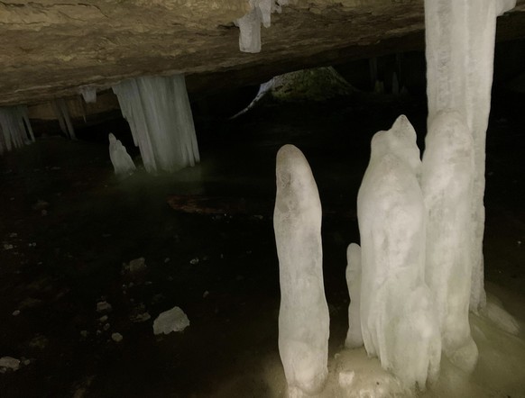 Höhlengletscher Monlési, Rauszeit (Mai 2022)