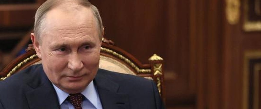 Wladimir Putin bei einem Gespräch im Kreml: Die USA fürchten, dass er auch vor Chemiewaffen nicht Halt macht.