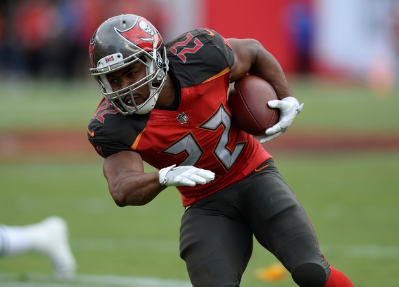 FILE - Tampa Bay Buccaneers running back Doug Martin (22) during the second half of an NFL football game against the New York Jets Sunday, Nov. 12, 2017, in Tampa, Fla. (AP Photo/Jason Behnken,File)
B ...
