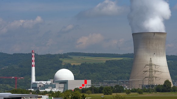 Das Kernkraftwerk Leibstadt ist seit Samstagmorgen nicht mehr am Netz angeschlossen. Grund dafür ist laut der Betreiberin eine technische Störung. (Archivbild)
