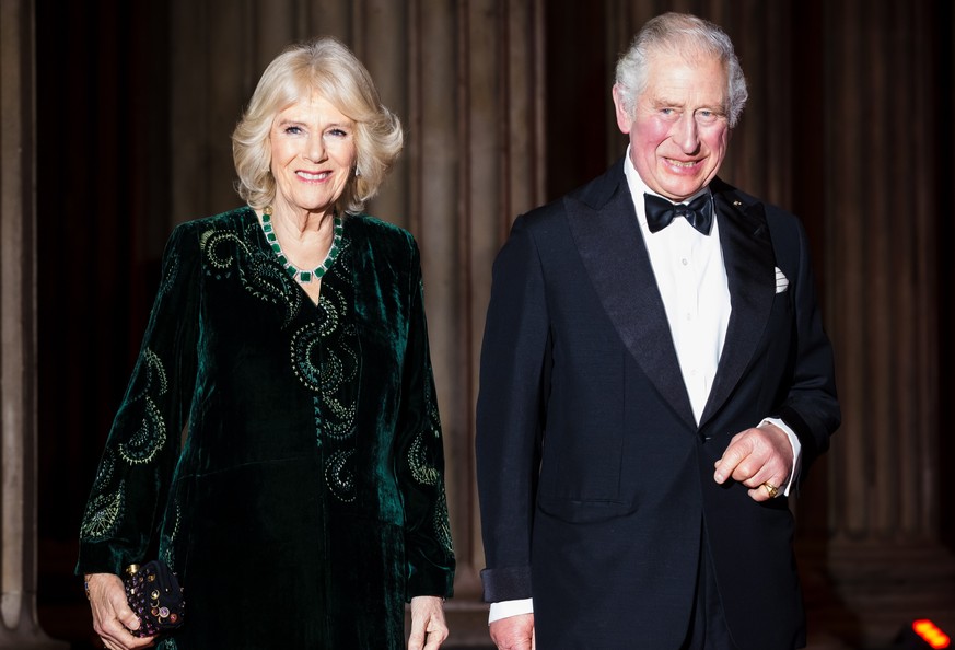 epaselect epa09741797 Britain?s Charles, Prince of Wales (R) and Camilla, Duchess of Cornwall (L) arrive for the British Asian Trust Reception at the British Museum in London, Britain, 09 February 202 ...