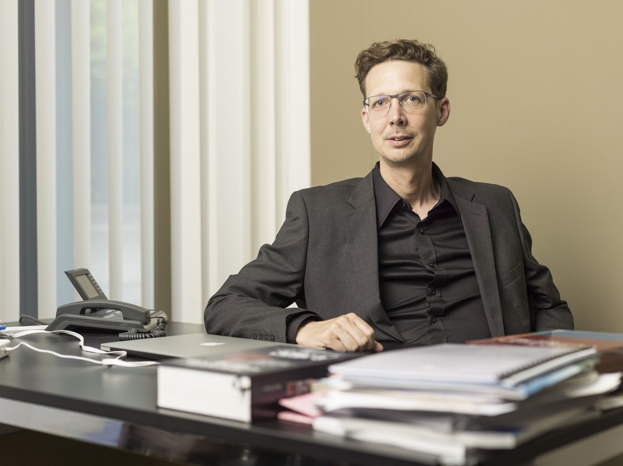 Michael Hermann ist Dozent an der Universität Zürich und Leiter der Forschungsstelle sotomo.