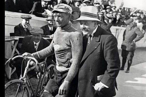 Henri Cornet vor einer Etappe 1904.