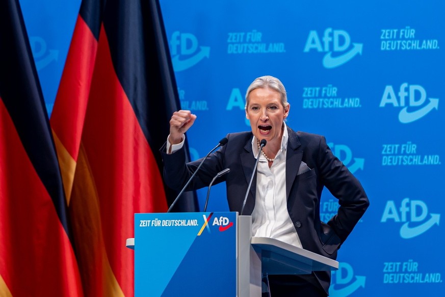 epa11818465 Alternative for Germany (AfD) party and faction co-chairwoman and top candidate for the federal election Alice Weidel delivers a speech as delegates confirm her as the AfD&#039;s chancello ...