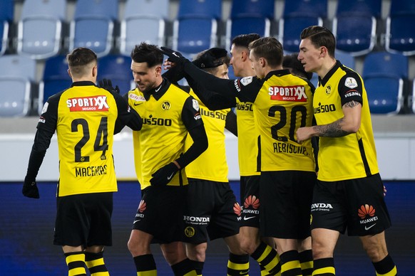 Joie des jouerus bernois apres le premier but marque par le defenseur bernois Jordan Lefort, lors de la premiere rencontre dans le nouveau stade de la Tuiliere a l&#039;occasion du championnat de foot ...