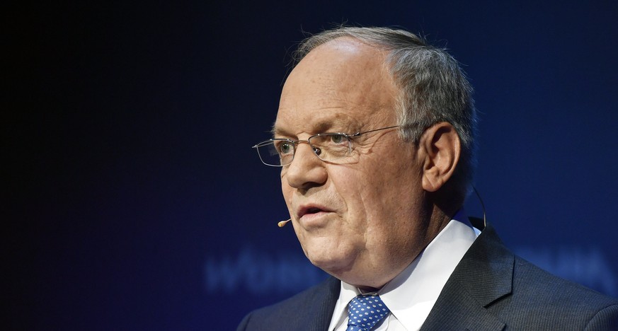 Bundesrat Johann Schneider-Ammann spricht am Word Web Forum in Zuerich am Dienstag, 24. Januar 2017. (KEYSTONE/Walter Bieri)