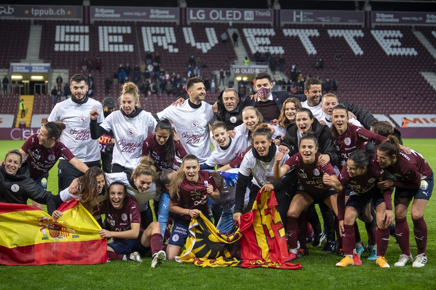 Les joueuses genevoise laissent eclater leur joie, elles sont championnes Suisse, lors du match de championnat suisse de football de la Super League feminine entre le Servette FC Chenois Feminin et le ...
