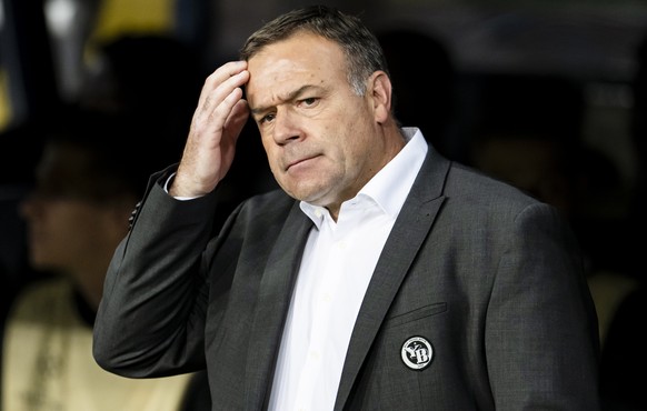 YB head coach Patrick Rahmen reacts during the UEFA Champions League, League phase soccer match, between FC Barcelona and BSC Young Boys at the Estadi Olimpic Lluis Companys stadium, in Barcelona, Spa ...