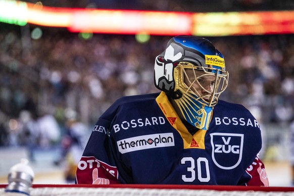 Zugs Torhueter Leonardo Genoni beim Eishockey Meisterschaftsspiel der National League zwischen dem EV Zug und dem HC Lugano, am Samstag, 21. September 2019 in der Bossard Arena in Zug. (KEYSTONE/Alexa ...