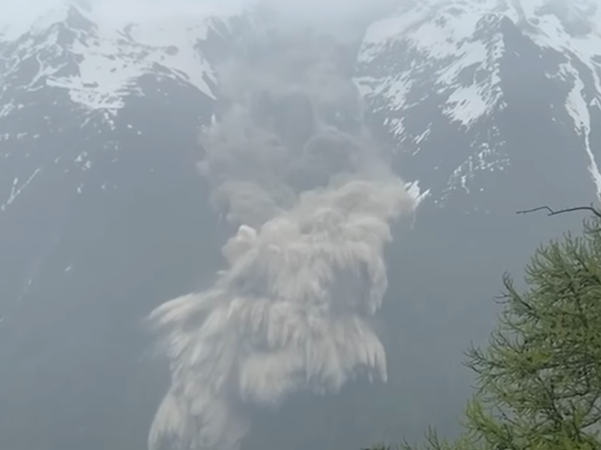 Une grande partie du glacier du Birch s'est effondrée.