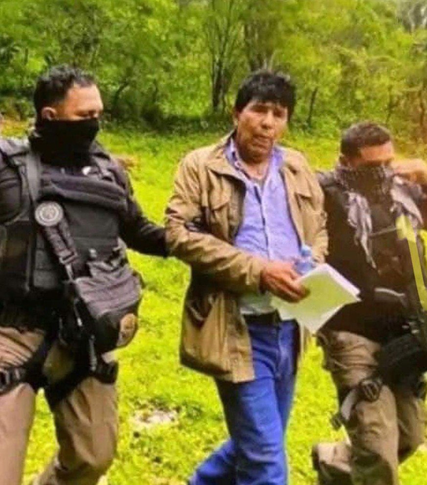 epa10073993 A handout photo made available by the Secretariat of the Navy (SEMAR) of the Government of Mexico shows the arrest of Mexican drug lord Rafael Caro Quintero in San Simon, Mexico, 15 July 2 ...